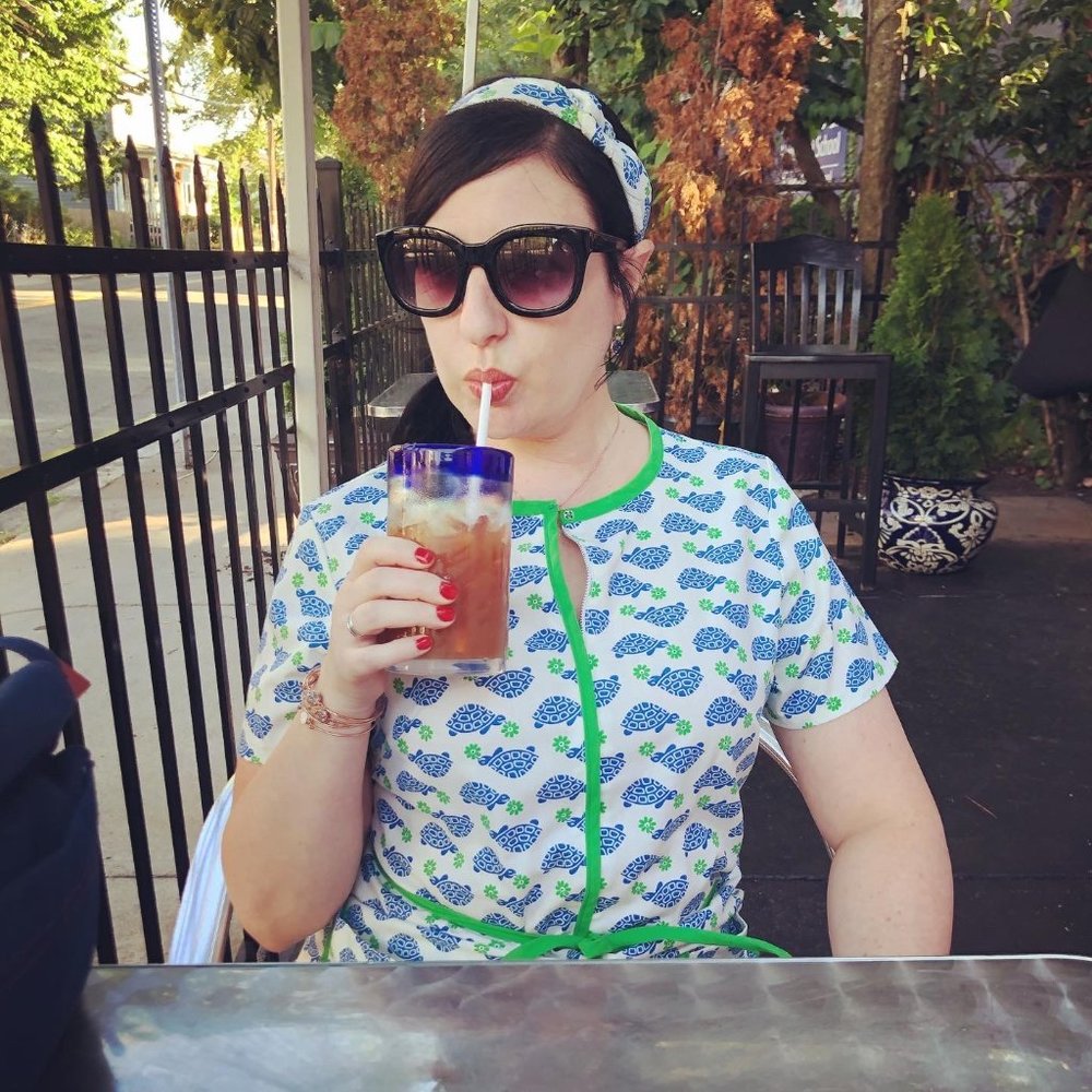 👩🏻Meet your Posher, Lisa👗